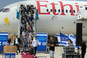 ICEJ_Ethipian-Aliyah-Flight-2022-06-01