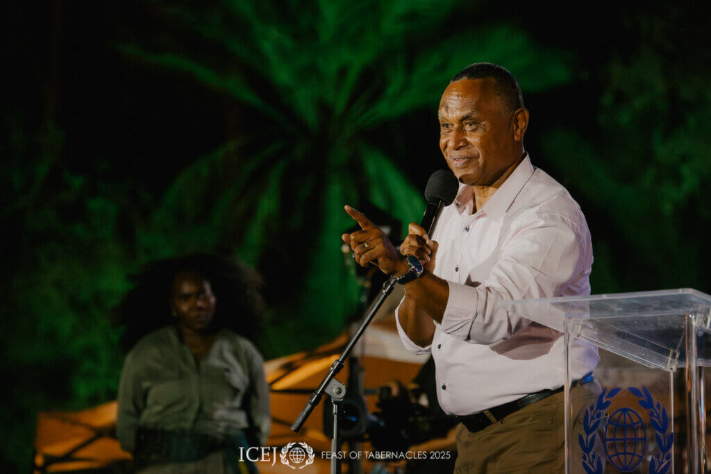 Pastor Manasa Kolivuso brings the main message