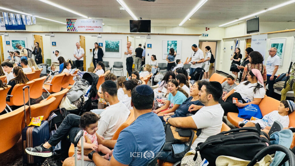 Marvin and Joy, with their family, are ready to make a new start in Israel